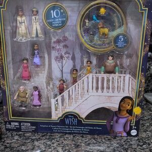 Disney Wish Magical Character Playset
